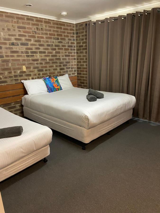Lake Albert Motel 매닌지 외부 사진